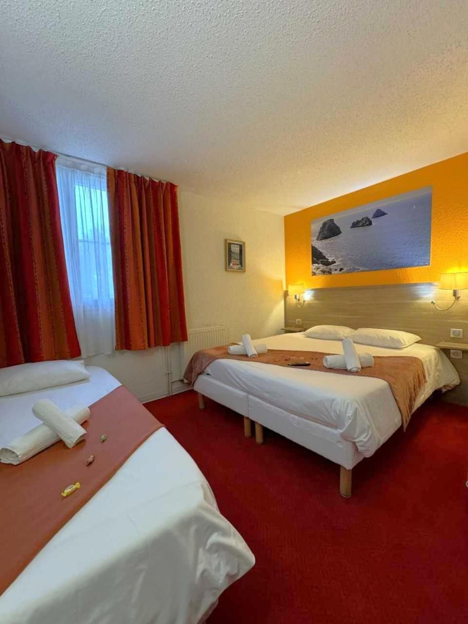 Couett'hotel Port De Plaisance, Les Pieds Dans L'eau Hotel 3*